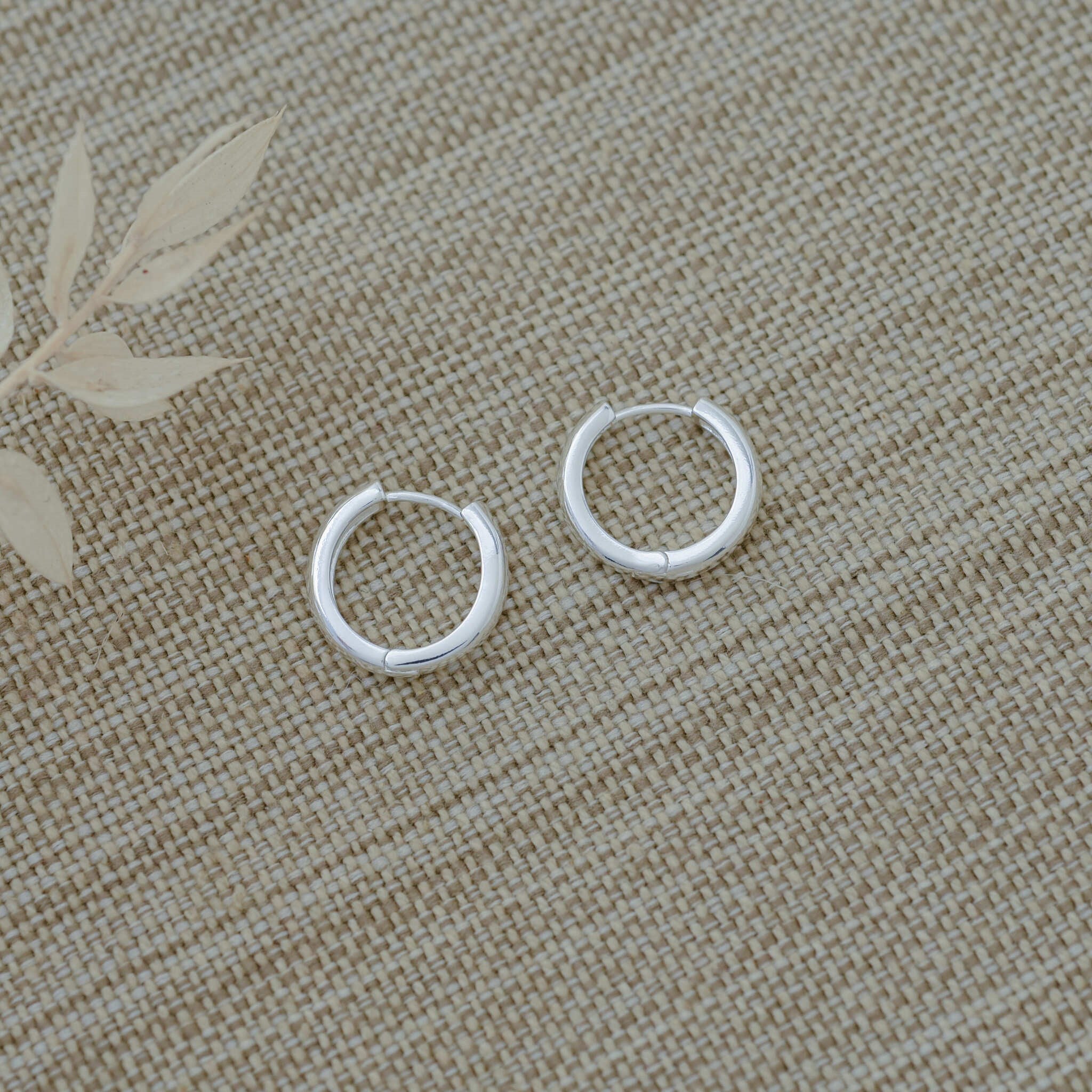 mini circular | hoop earrings