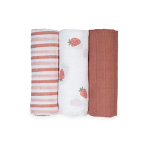 strawberries | receiving blankets 3 pack