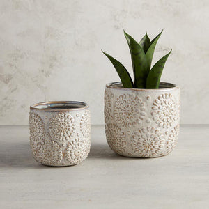 floral | embossed small pot