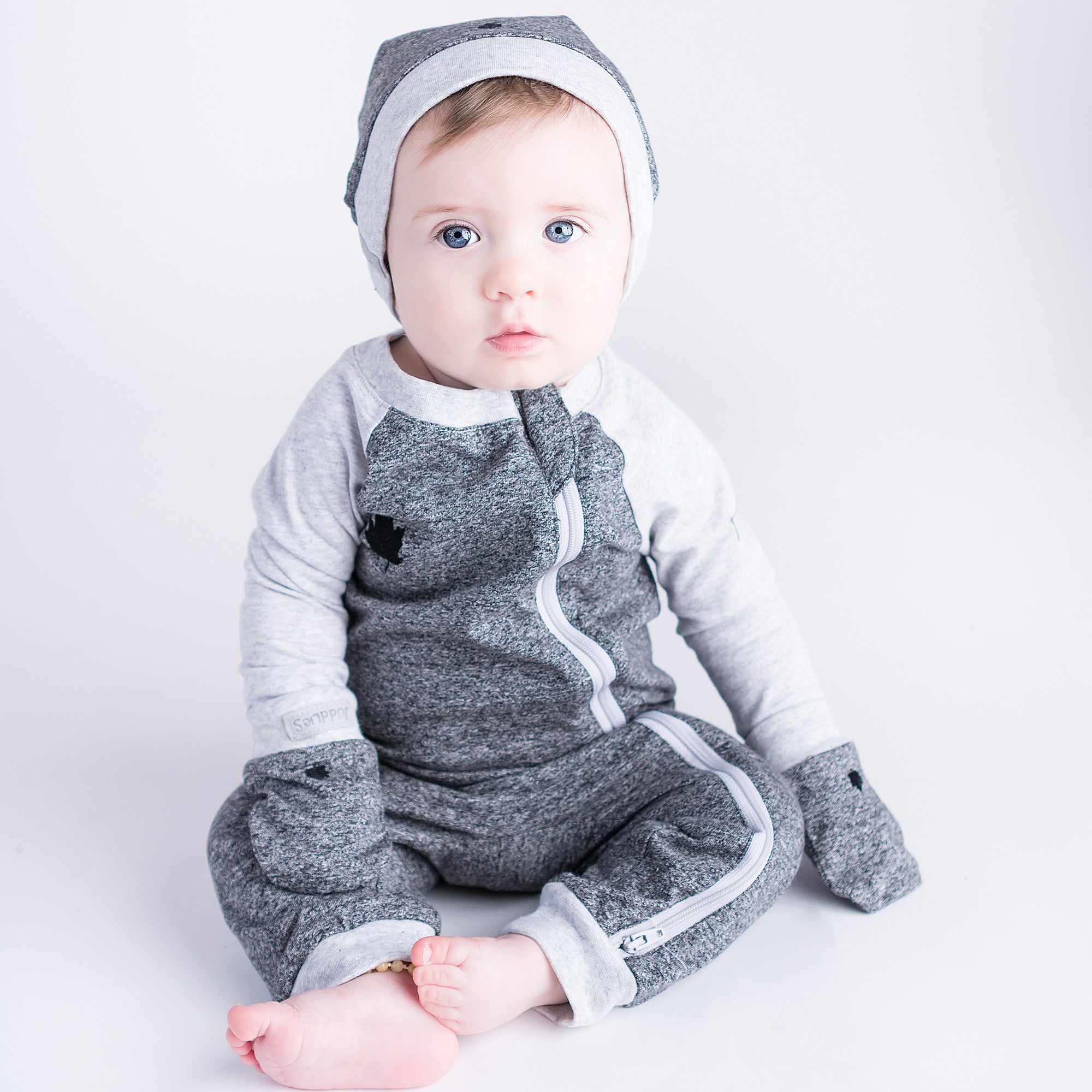 raglan graphite black  |  organic playsuit