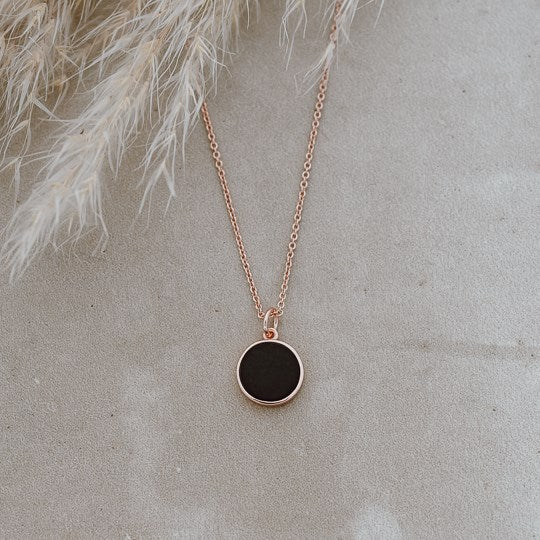 posh | black onyx necklace