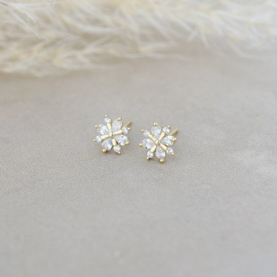 snow crystal | stud