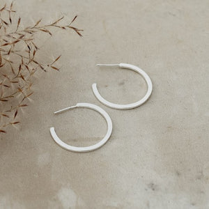 vista hoop earrings