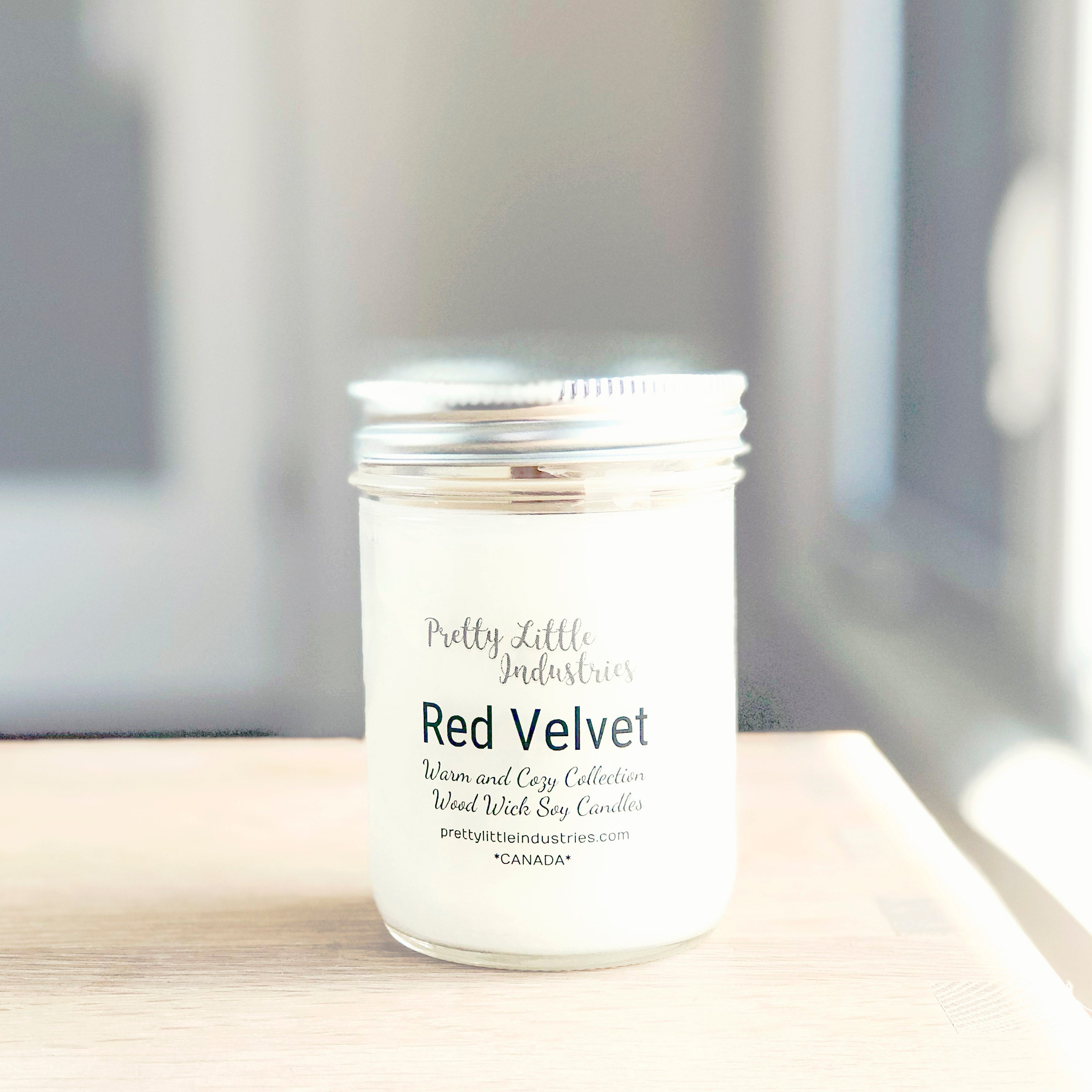 red velvet | candle